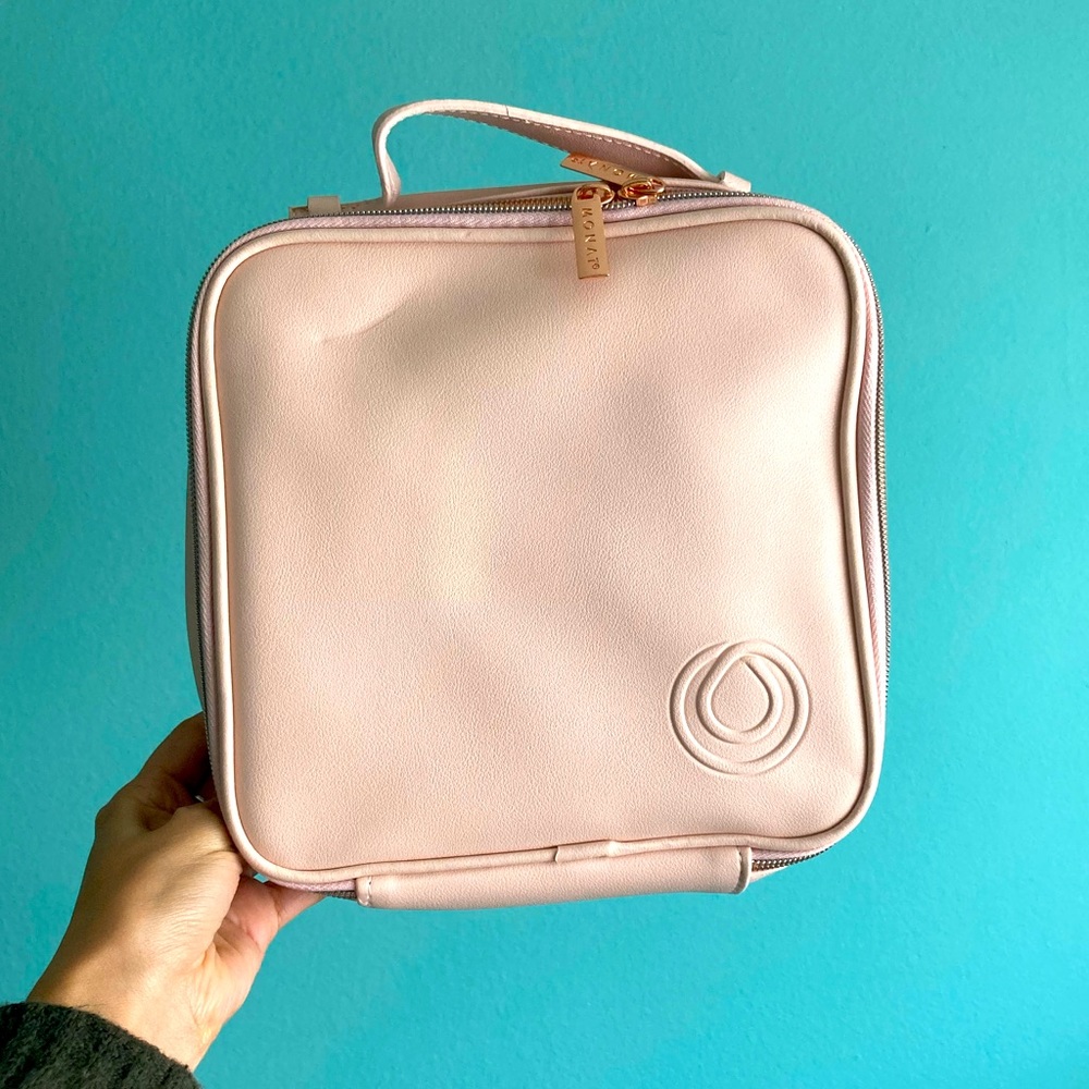 NWOT Monat Pink Pastel LeatherTravel Bag